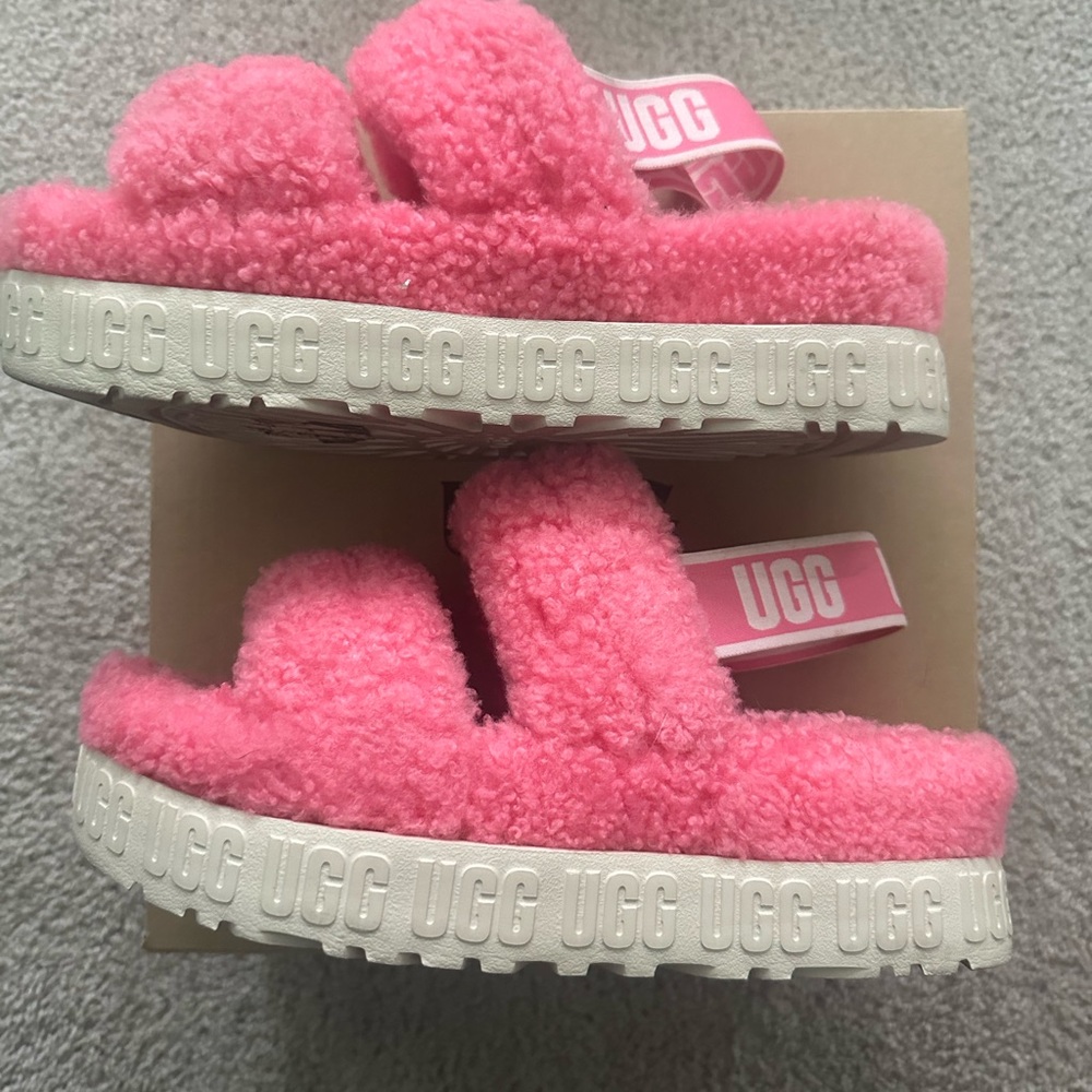 UGG Fluffita